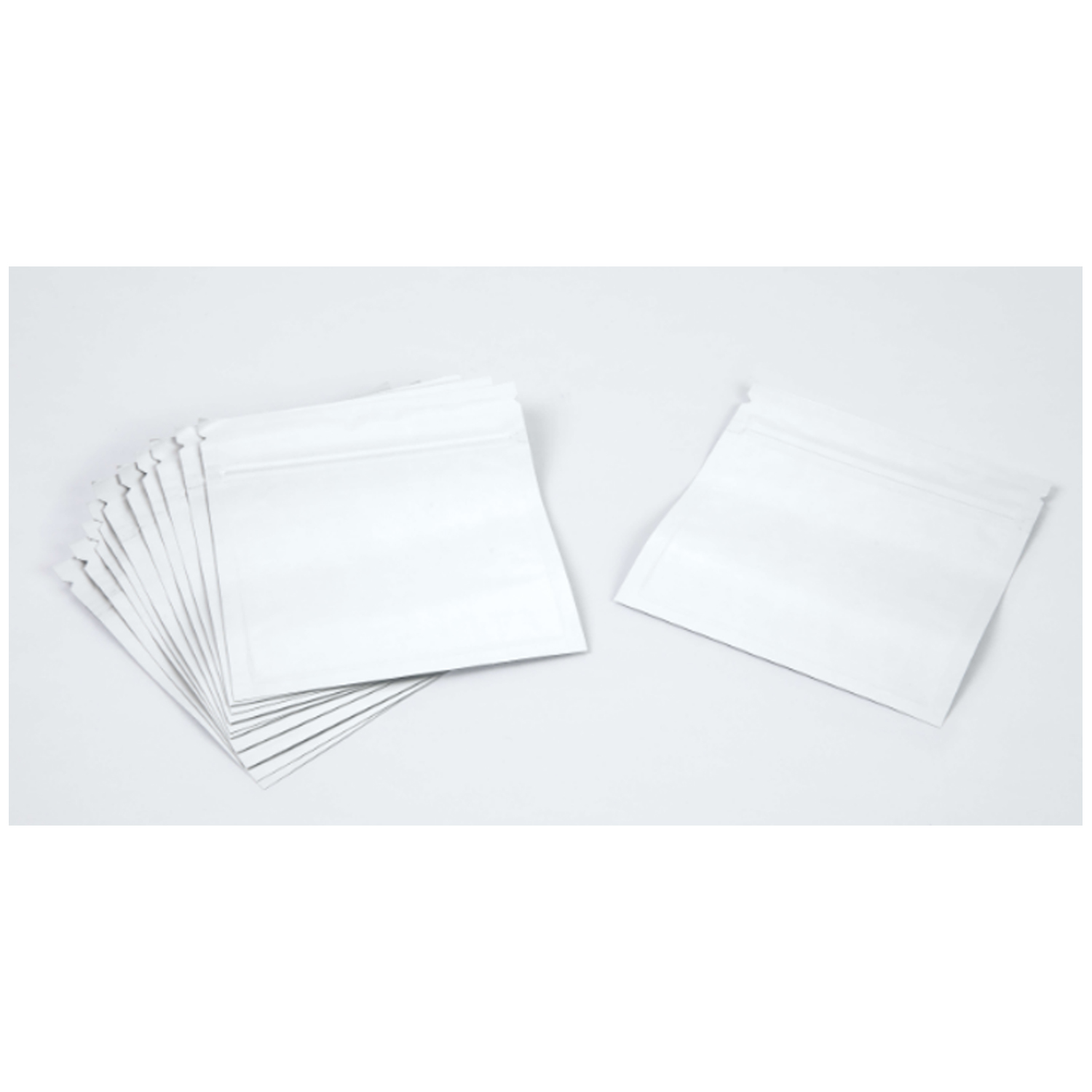 QIAGEN CLONE ARCHIVING CloneSaver Resealable Multi-Barrier Pouch, 50/pk (US Only) Qiagen, LLC WB100024