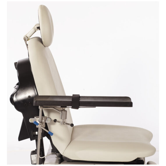 UMF MEDICAL CHAIR PARTS & ACCESSORIES Procedure Chair Fixed Arm Board Package for 4040/4070, 4010/4011/5016 Series, Package Includes:  Universal Accessory Rail, Clamp & Fixed Armboard (DROP SHIP ONLY) UMF Medical 238