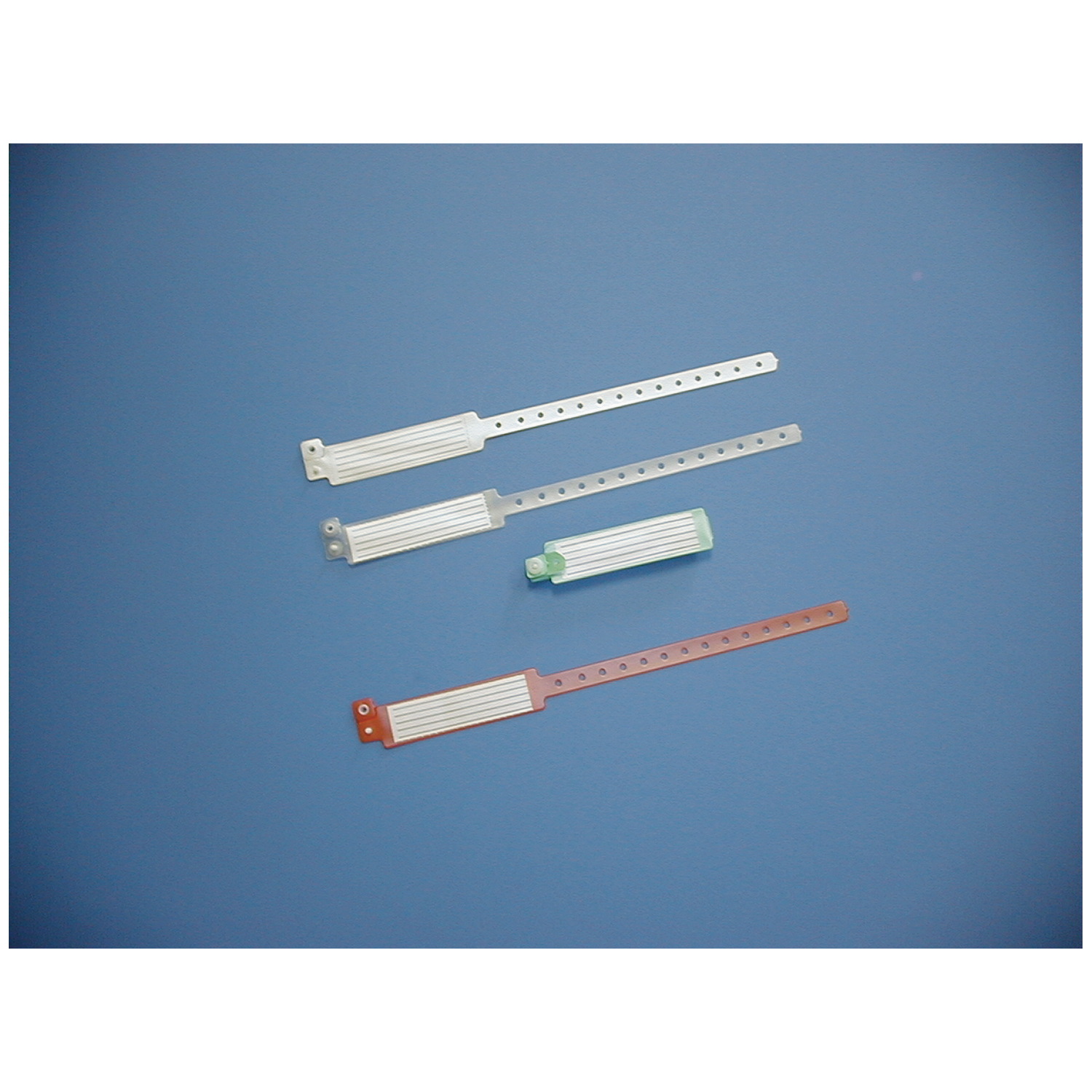 PRECISION DYNAMICS SECURLINE® VERI-COLOR INSERT CARD BANDS Adult Insert Card Band, 3½" x 7/8", Specify Color: (10) Clear, (11) White, (15) Green or (16) Red, 500/bx Precision Dynamics 140-XX-PDM