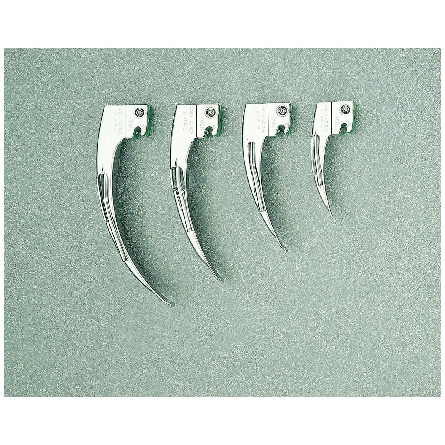 WELCH ALLYN LARYNGOSCOPE BLADES Fiber Optic - English MacIntosh Blade, Size 4 (US Only) Hillrom 69214